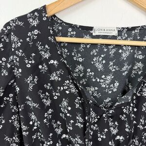 Floral Print Wrap Blouse in Black and White